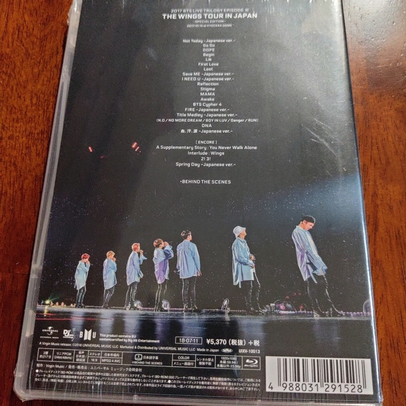 BTS 2017 Blu-Ray Live Trilogy Episode 3 - Picture 2 of 7
